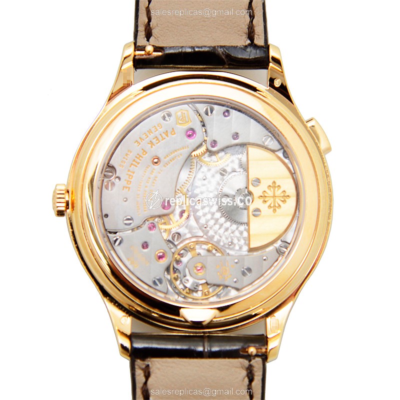Patek Philippe 7130R-010 - Auto 18kt Rose Gold & Diamonds - White Dial, Black Alligator Buckle - View 3