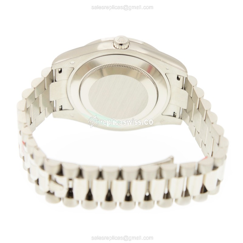 Rolex DAY-DATE Replica | Automatic | 18kt White Gold Case | Diamond Bezel - View 4