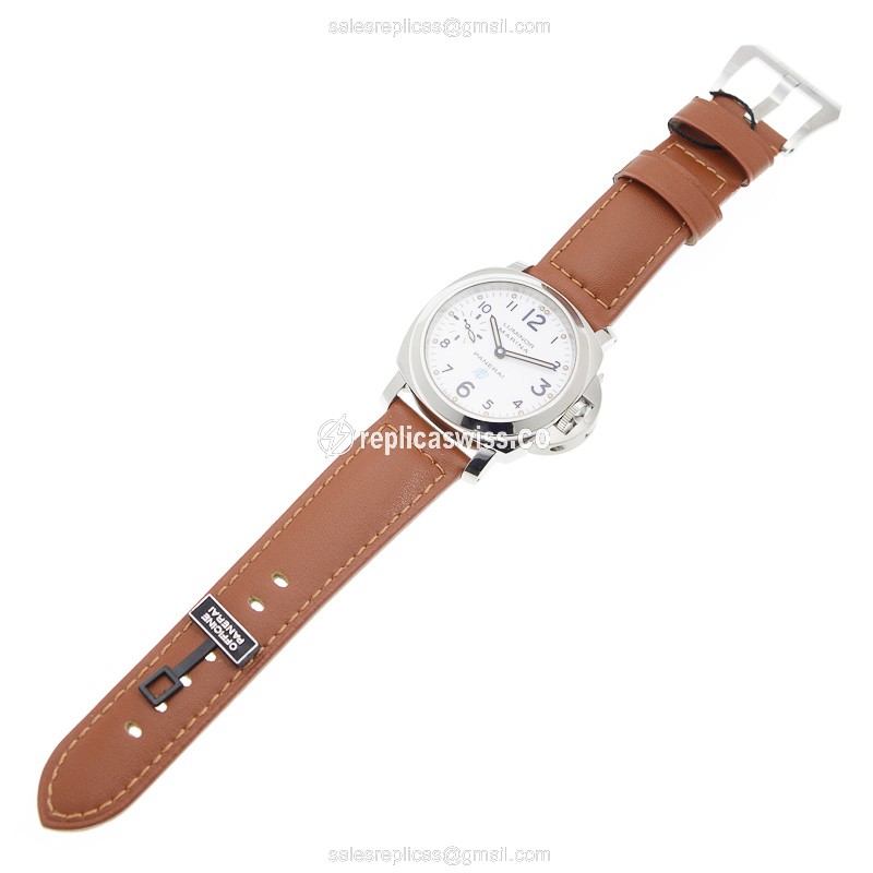 Panerai PAM00660 LUMINOR Replica - Manual - Stainless Steel Case - White Dial - Brown Cowhide Strap - Buckle Clasp - View 2