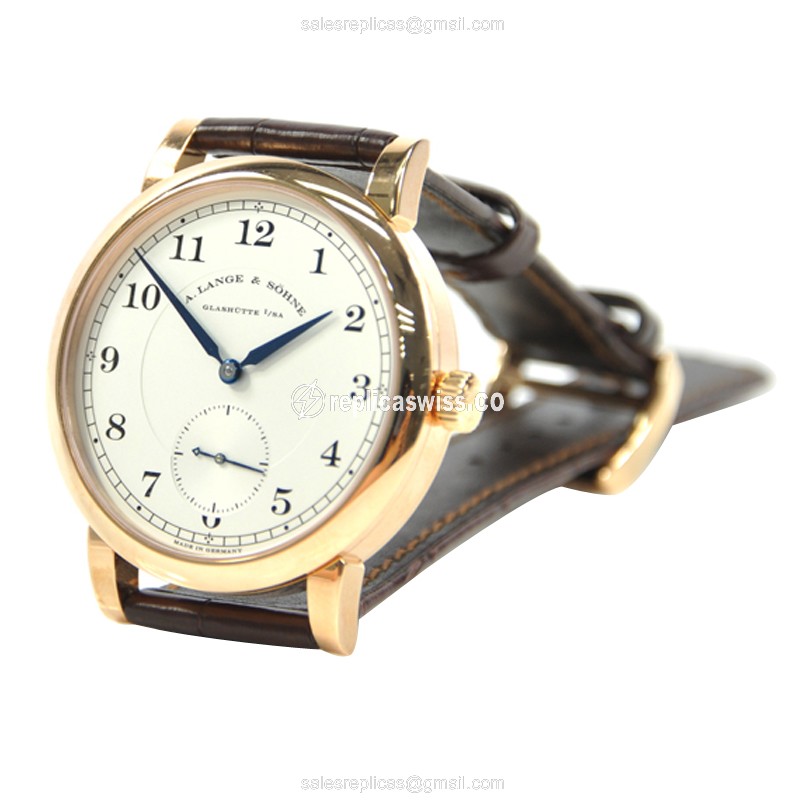 A Lange & Sohne 233.032 1815 Chrono - Auto - 18kt Rose Gold - White Dial - Brown Alligator Buckle - View 2