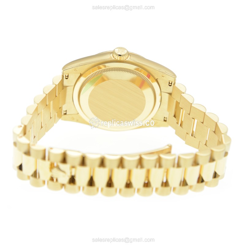 Rolex DAY-DATE Replica | Automatic | Gold Dial | Clasp | Gold Strap - View 4