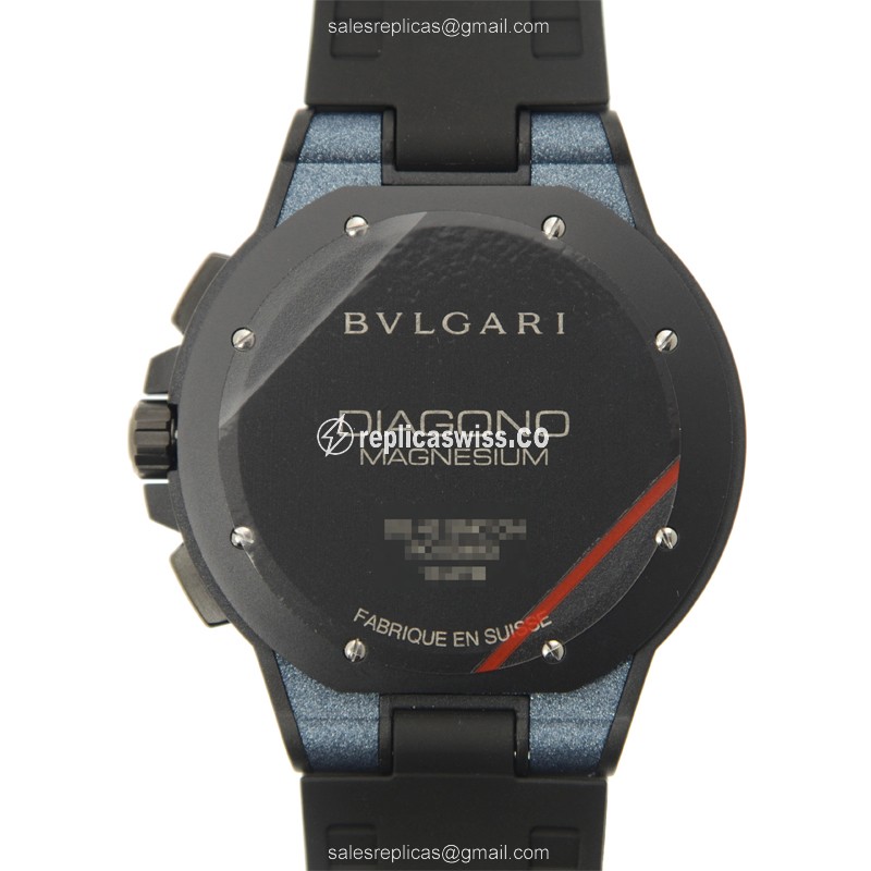 Bulgari DG42C3SMCVDCH Automatic - Magnesium Case - Blue Dial - Black Rubber Strap - View 3