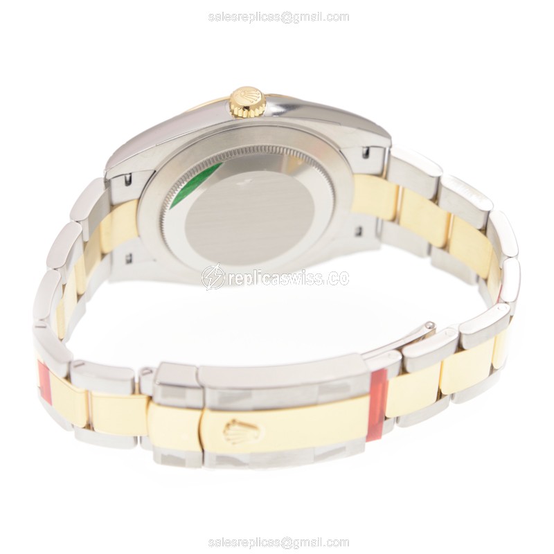 Rolex DATEJUST Replica - Automatic - Silver Dial on 18kt Steel Strap - View 4