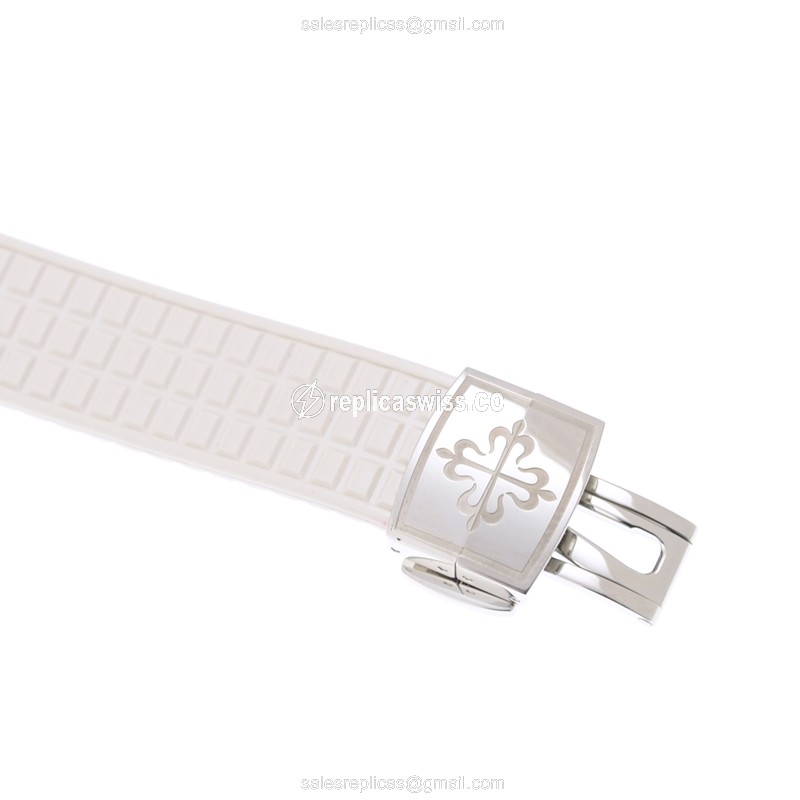 Patek Philippe AQUANAUT Quartz - Diamond Case - White Dial - Rubber Strap - View 4