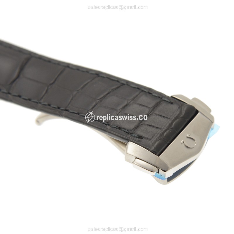 Omega Constellation 130.33.39.21.02.001 - Automatic - Stainless Steel - Silver Dial - Black Alligator Strap - View 4