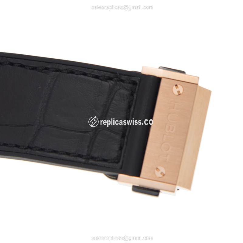 Hublot Classic Fusion Replica - Manual Wind - 18kt Rose Gold - Skull Dial - Black Rubber Strap - View 4