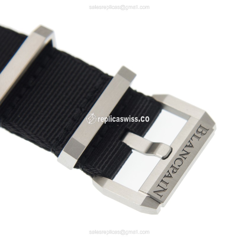 Blancpain 5000-1110-NABA FIFTY FATHOMS - Automatic - Steel - Silver Dial - Black Canvas Strap - View 3