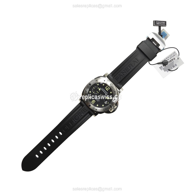 Panerai PAM00024 LUMINOR - Automatic - Stainless Steel - Black Dial - Rubber Strap - View 2