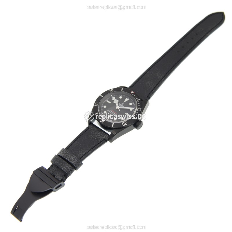 Automatic Tudor Heritage Ranger - Steel Case - Black Dial - Leather Strap - View 2