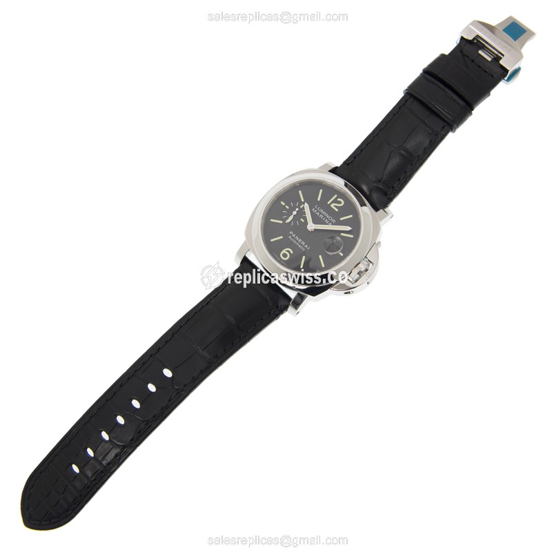 Panerai Luminor PAM00104 - Automatic - Black Dial - Stainless Steel Case - Black Alligator Strap - View 2