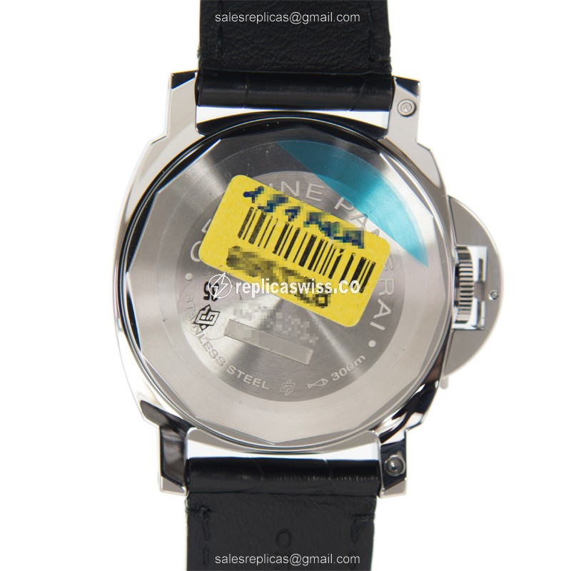 Panerai Luminor PAM00104 - Automatic - Black Dial - Stainless Steel Case - Black Alligator Strap - View 3
