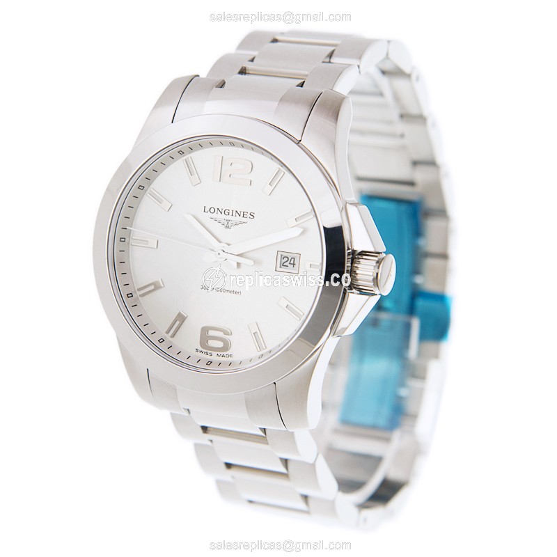 Longines CONQUEST Quartz - Silver Dial - Steel Case - Silver Strap - Clasp - View 3