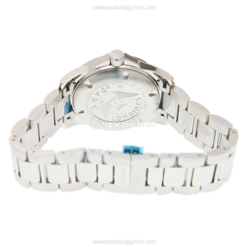 Longines CONQUEST Quartz - Silver Dial - Steel Case - Silver Strap - Clasp - View 4