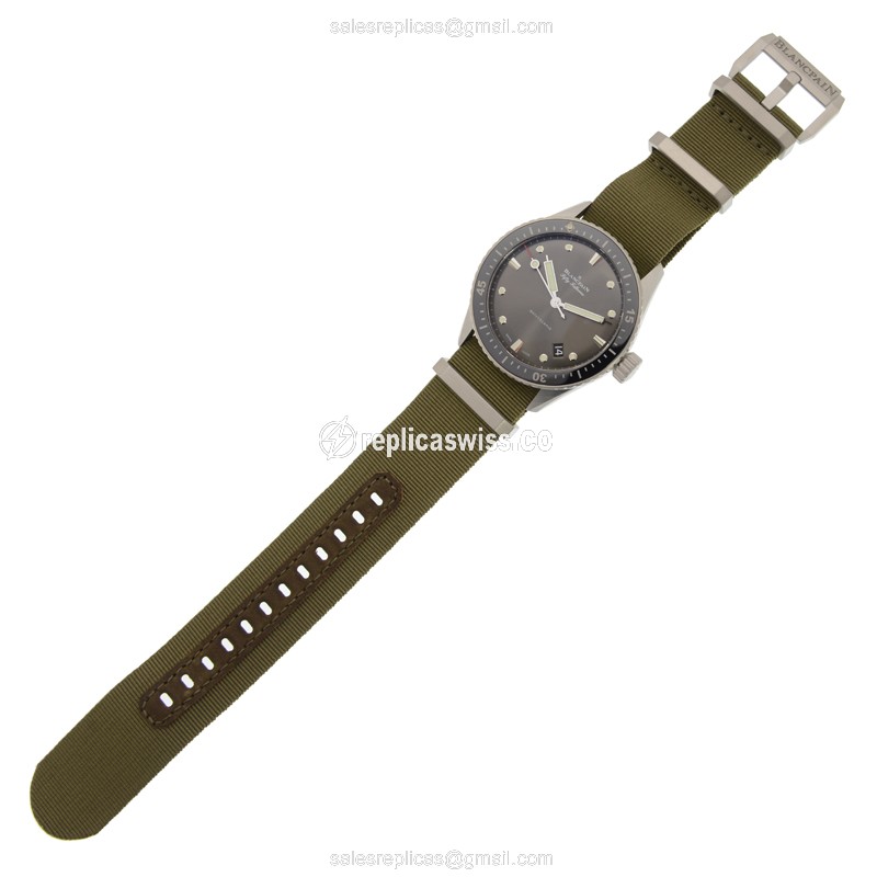 Blancpain 5000-1110-NAKA Replica - Automatic - Steel - Dark Grey - Green Canvas - Buckle - View 2