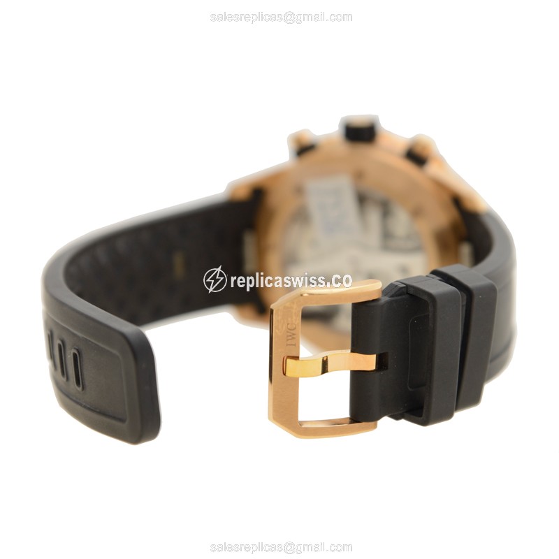 IWC IW376905 AQUATIMER Replica - Automatic - 18kt Gold - Black Dial - Rubber Strap - View 4