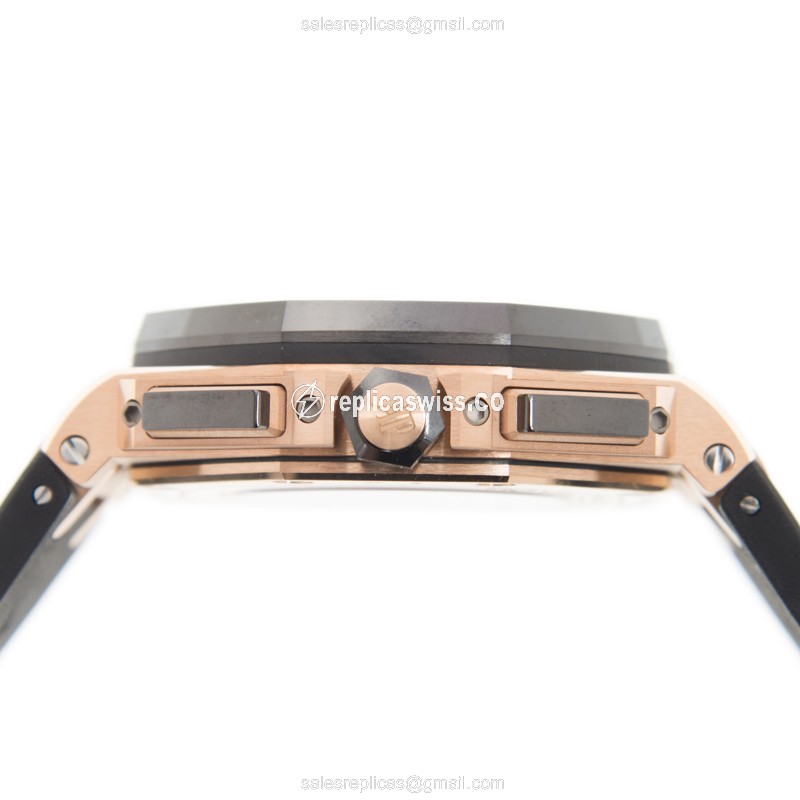 Audemars Piguet Royal Oak Offshore - Auto - 18kt Rose Gold - Black Dial - Rubber Strap - View 3