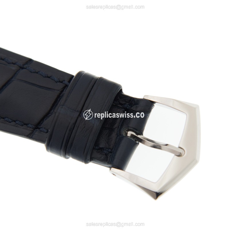 Patek Philippe 5905P-001 Complications - Auto - 950 Platinum - Blue Dial - Alligator Blue Buckle - View 4