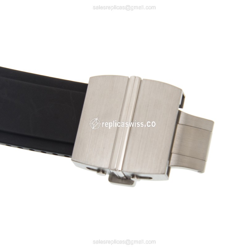Piaget POLO Replica - Automatic - Titanium Case - Silver Dial - Black Rubber Strap - View 4