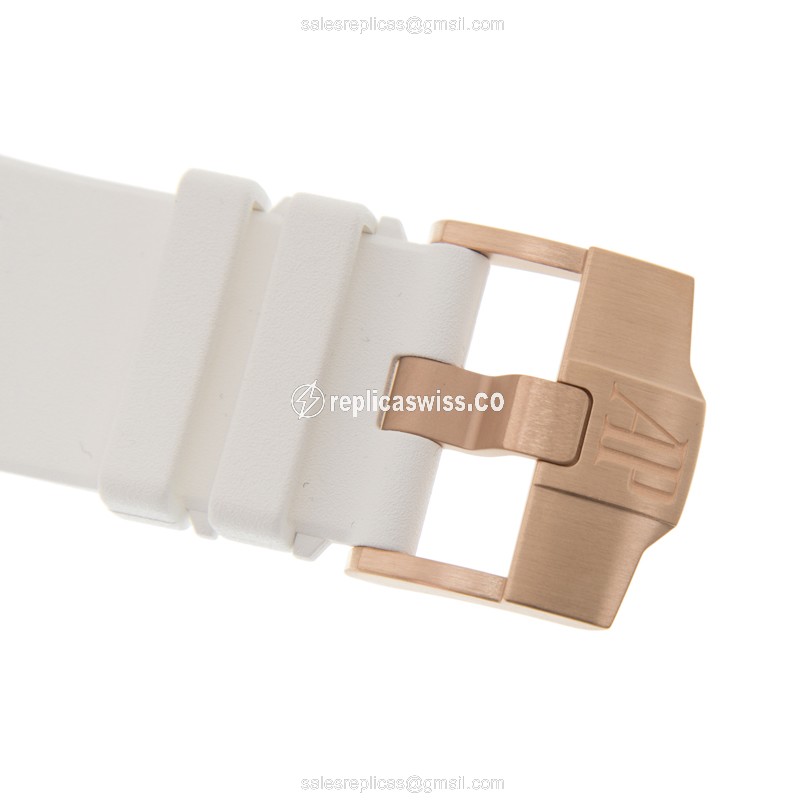 Audemars Piguet Royal Oak Offshore Replica - Auto - 18kt Rose Gold - White Dial - Rubber strap - View 4