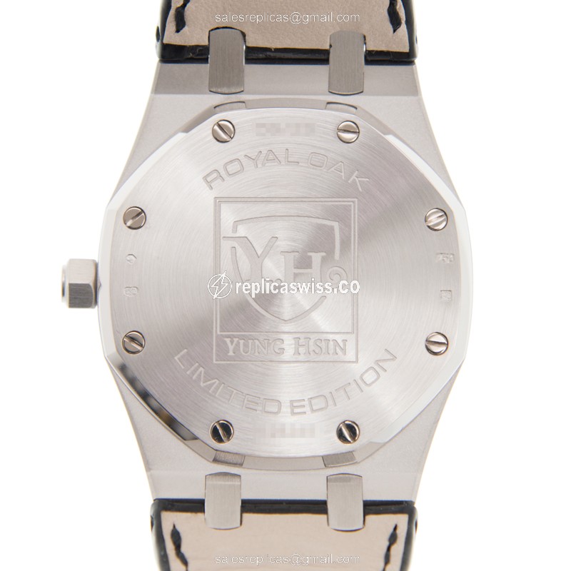 Audemars Piguet Royal Oak Replica - Automatic - 18kt Gold - Gray Dial - Black Alligator Strap - View 3