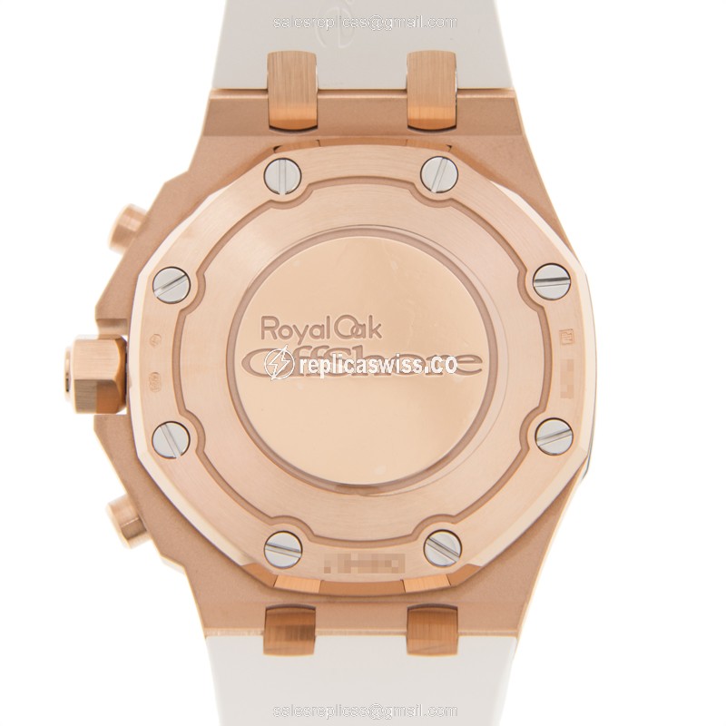 Audemars Piguet Royal Oak Offshore - Automatic - 18kt Rose Gold - Silver Dial - Rubber White Strap - View 3