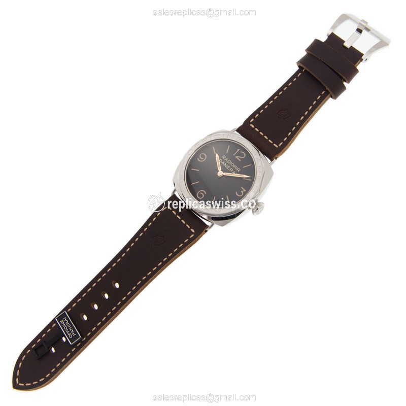 Panerai PAM00685 RADIOMIR Manual - Steel Case - Black Dial - Brown Leather Strap - Buckle Clasp - View 2