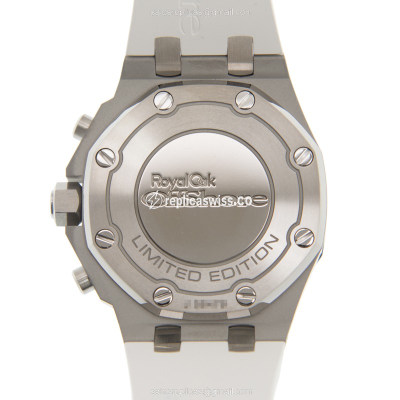 Audemars Piguet ROYAL OAK OFFSHORE Replica - Auto - Stainless & Diamond - White Dial - Rubber Strap - View 3