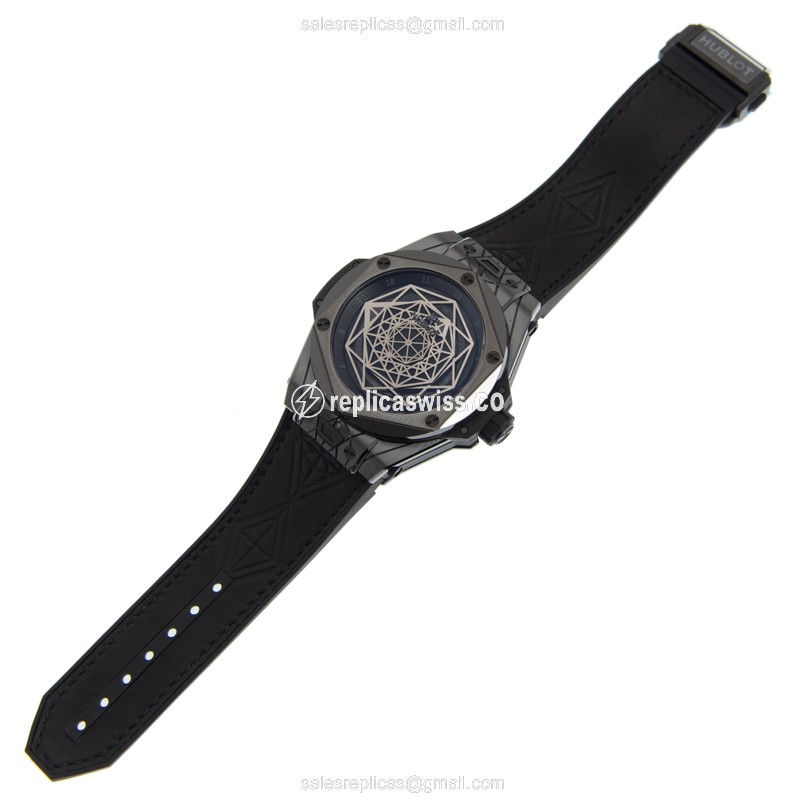 Hublot BIG BANG Replica - Automatic - Black Dial - Ceramic Case - Black Rubber Strap - View 2