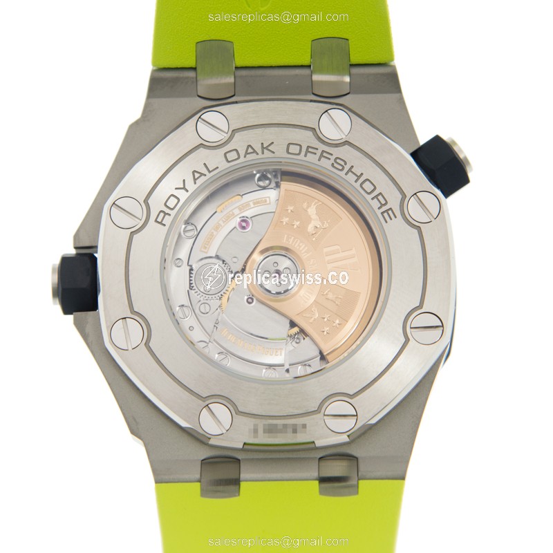 Audemars Piguet ROYAL OAK OFFSHORE - Automatic - Green Dial - Steel Case - Green Rubber Strap - View 3