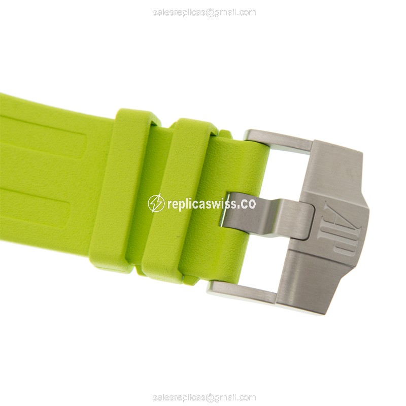 Audemars Piguet ROYAL OAK OFFSHORE - Automatic - Green Dial - Steel Case - Green Rubber Strap - View 4
