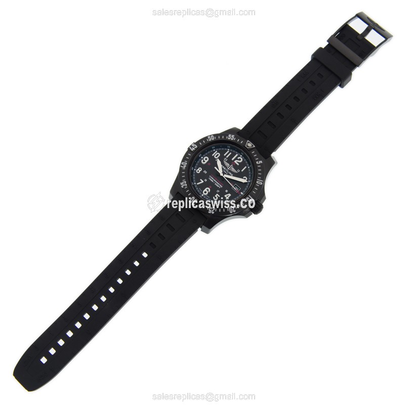 Breitling X74320E4.BF87.293S.X20S.1 Replica - Quartz - Steel Case - Black Dial - Rubber Strap - View 2