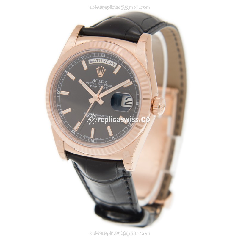 Rolex DAY-DATE Replica - 18kt Rose Gold Case - Black Dial - Automatic Movement - View 3