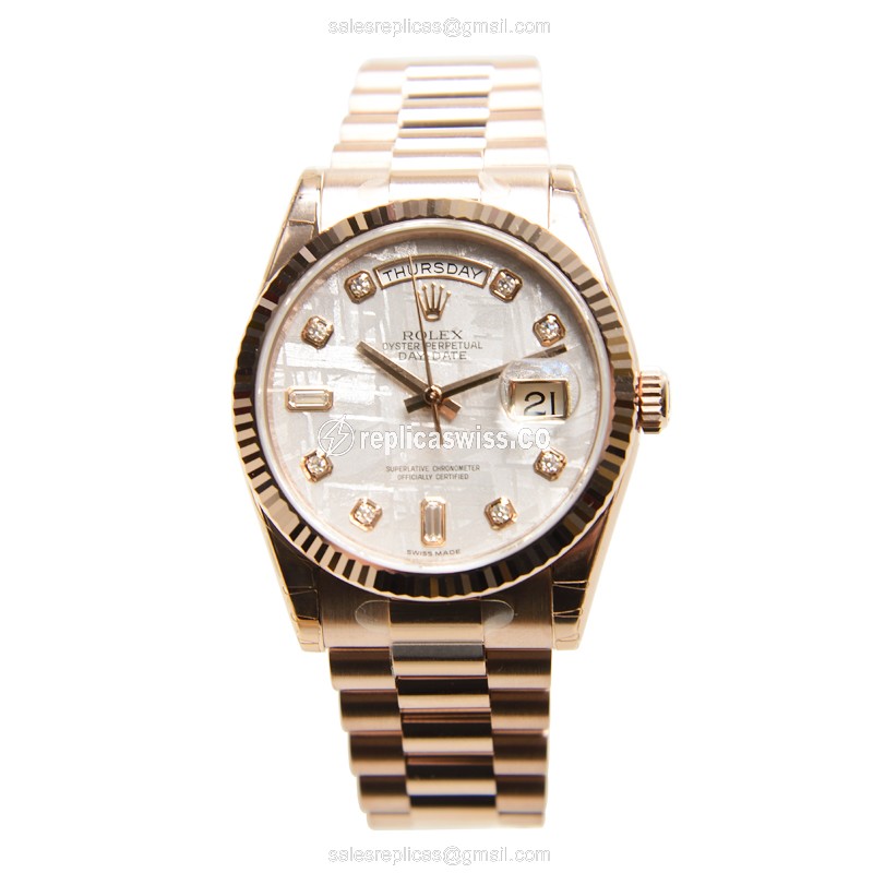 Rolex DAY-DATE Replica - Automatic - 18kt Rose Gold - White Dial - Gold Clasp - View 2