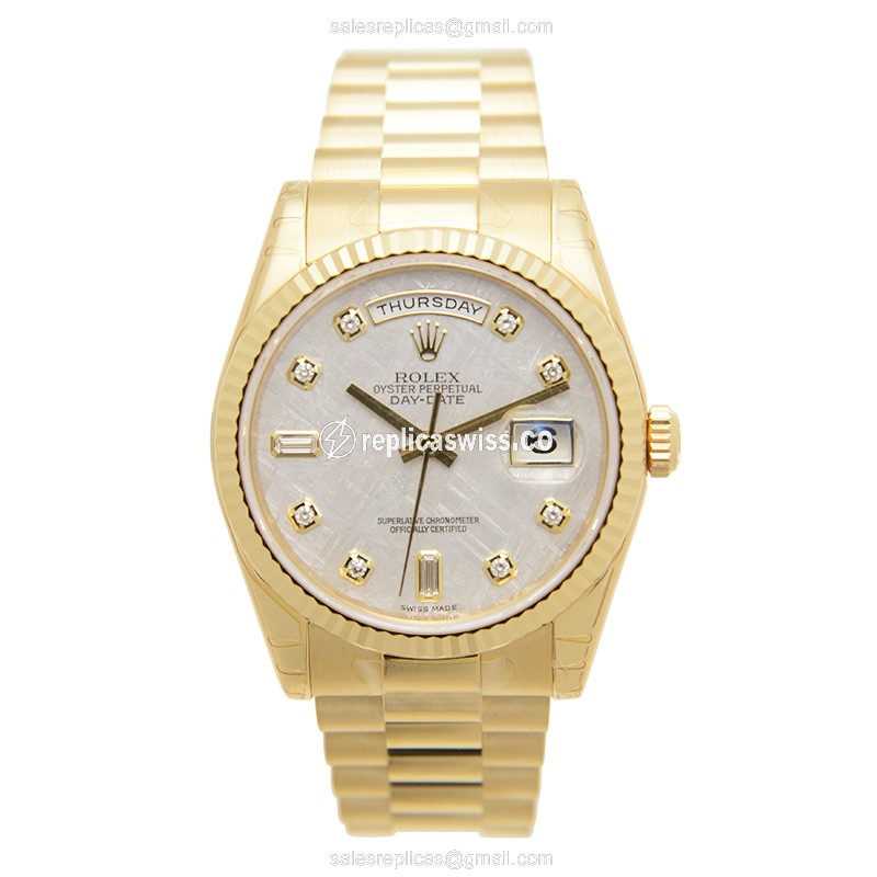 Rolex DAY-DATE Replica: Automatic | Silver Dial | Gold Clasp - View 2