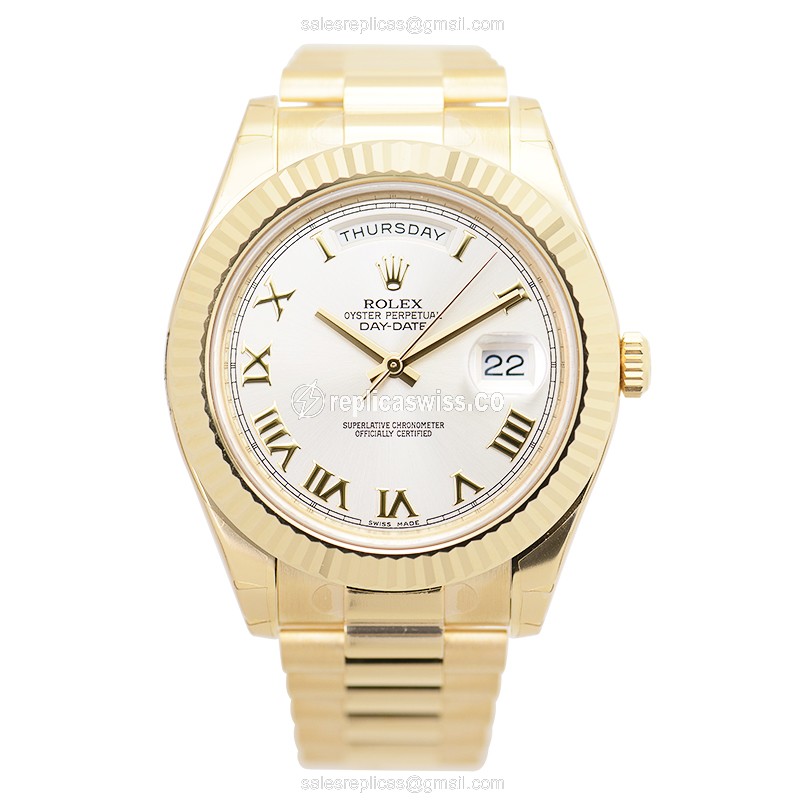 Rolex DAY-DATE Replica | Automatic | 18kt Gold Case | White Dial - View 2