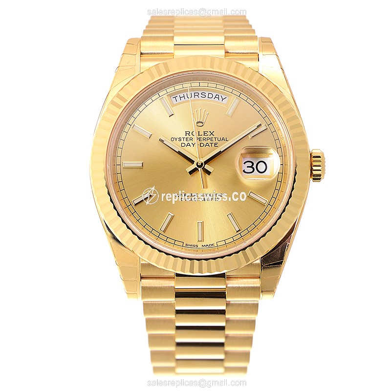 Rolex DAY-DATE Replica - Automatic - 18kt Gold Case - Gold Dial & Clasp - View 2