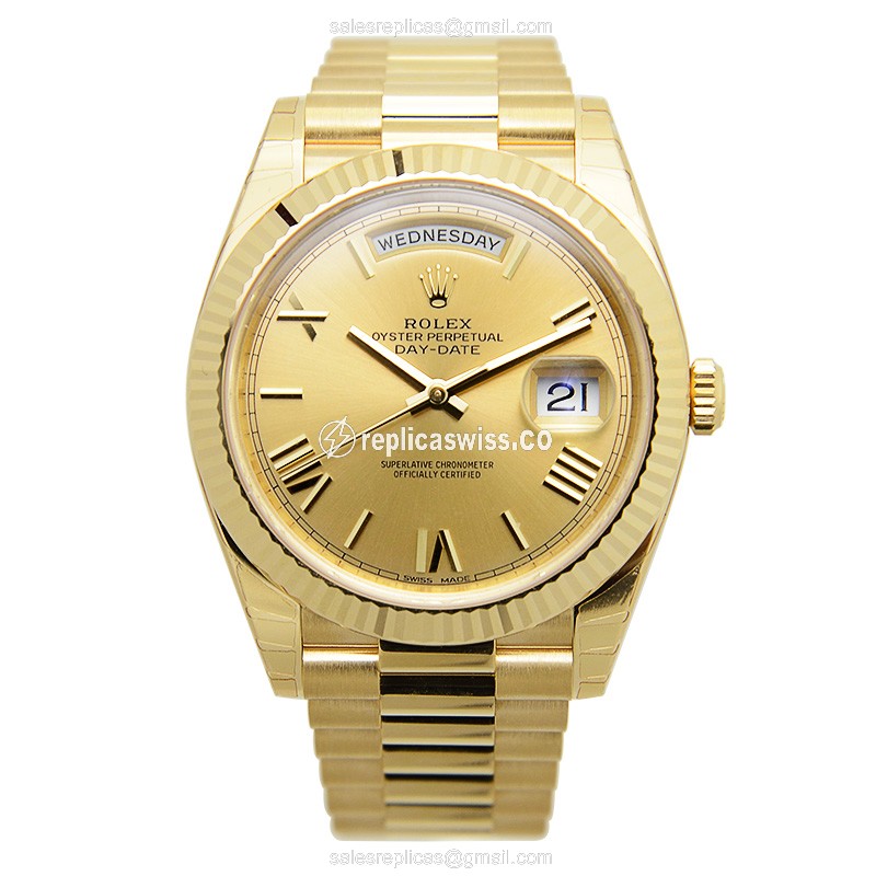 Rolex DAY-DATE Replica - Automatic - 18kt Gold - Gold Dial, Clasp - View 2