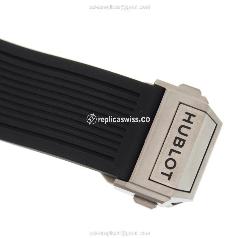 Hublot BIG BANG Replica - Automatic - Black Dial - Rubber Strap - Black Clasp - View 4