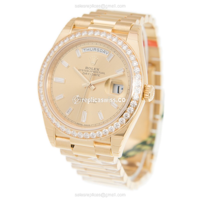 Rolex DAY-DATE Replica - Automatic - 18kt Gold Case - Diamond - Gold Dial & Clasp - View 3