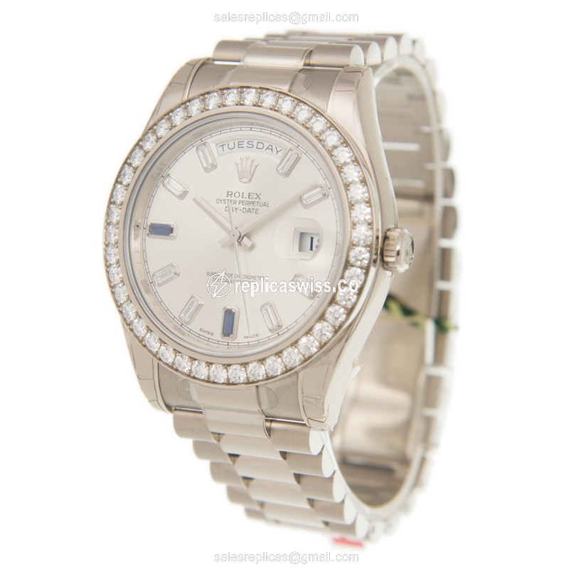 Rolex DAY-DATE Replica - Automatic - 18kt White Gold - Diamond - Silver Dial - View 3