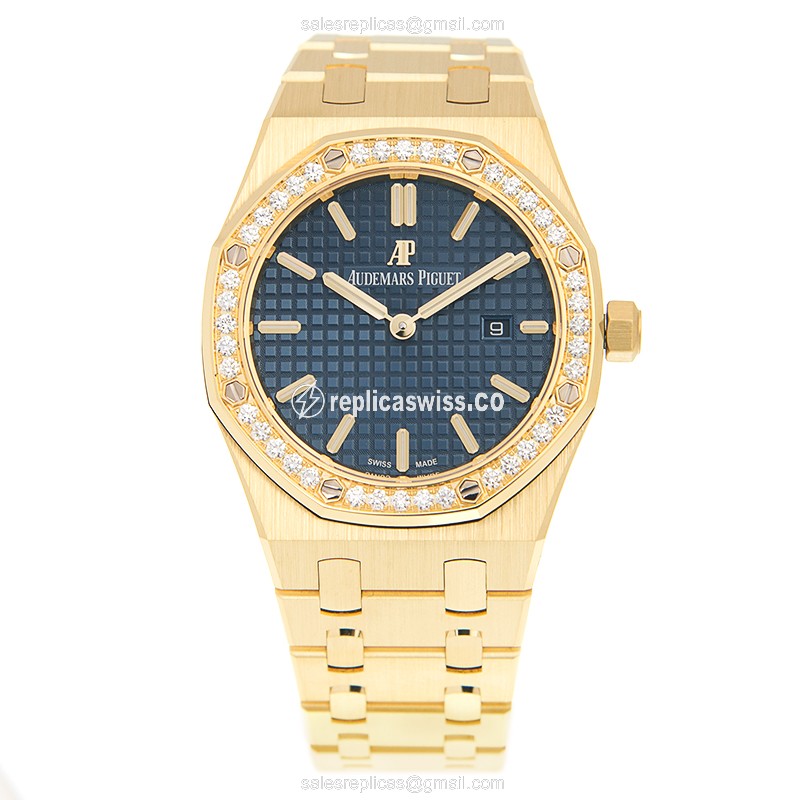 Audemars Piguet Royal Oak Quartz 18kt Gold - Blue Dial - Diamond Clasp - Gold Strap - View 2