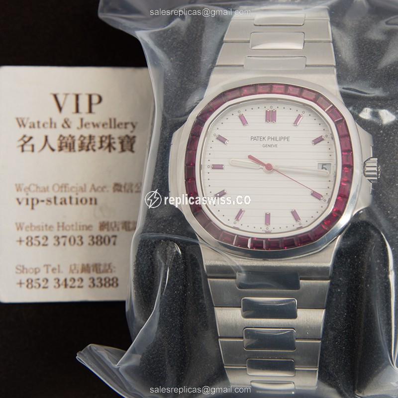 Patek Philippe 5711/112P-010 Replica - Automatic - Platinum - White Dial - Silver Strap - View 4