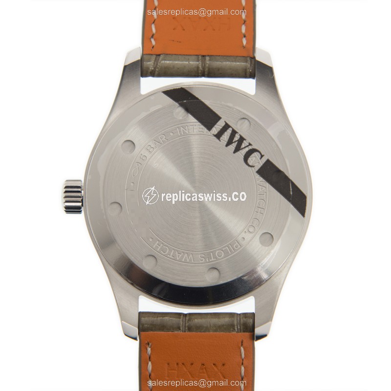 IWC PILOTS Replica - Automatic - Stainless Steel - Silver Dial - Grey Alligator Strap - View 3