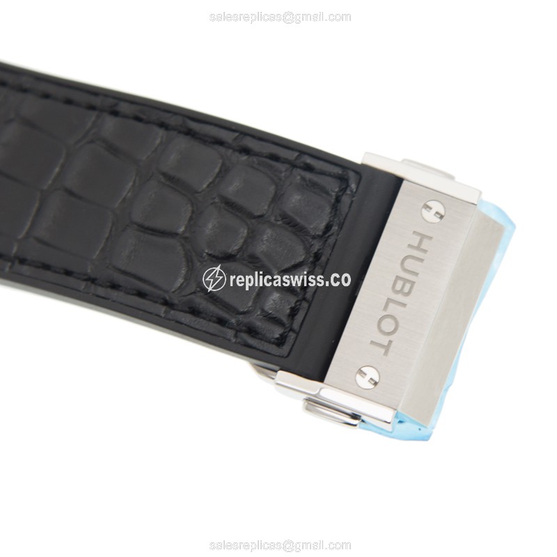 Hublot Classic Fusion Replica - Automatic - Titanium Case - Black Dial - Rubber Strap - View 4
