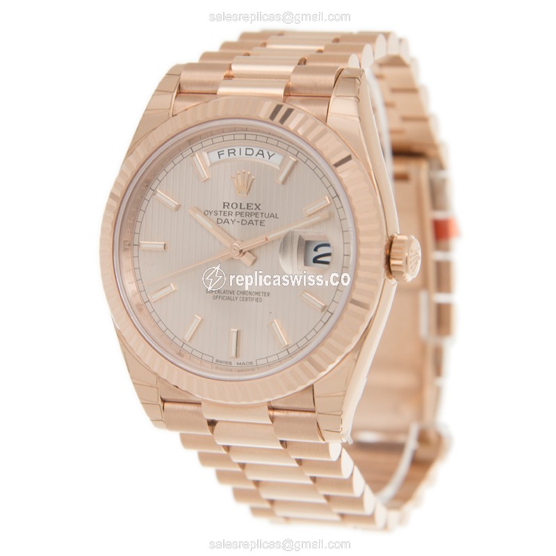 Rolex DAY-DATE Replica - 18kt Rose Gold - Automatic - Pink Dial - Gold Strap - View 3