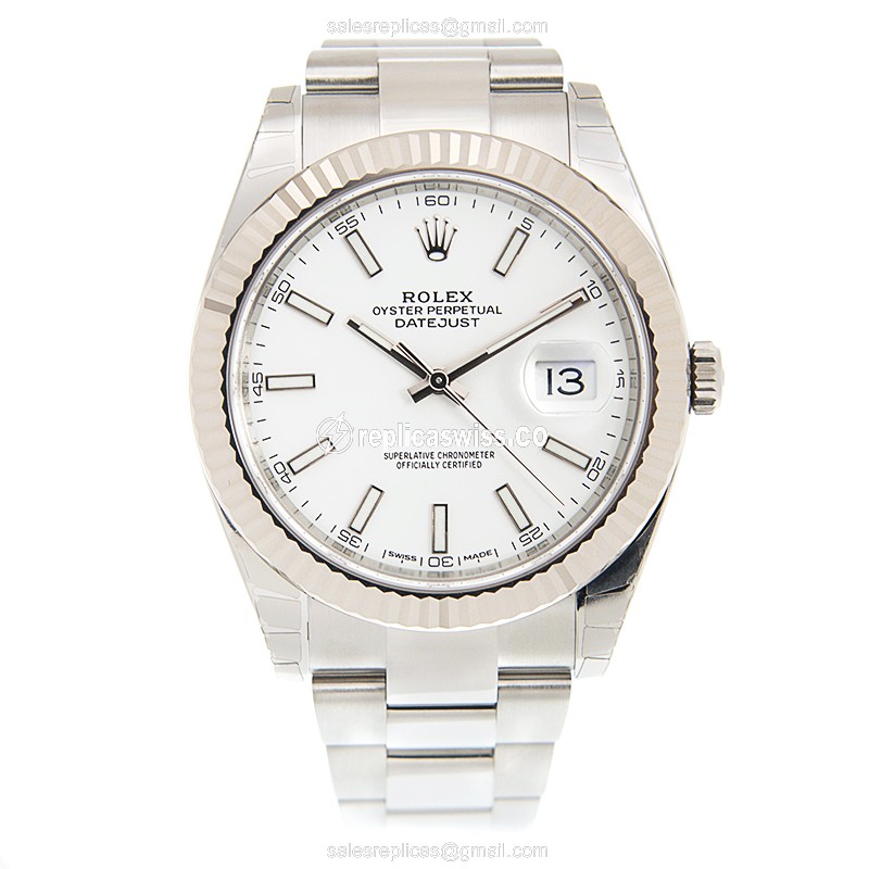 Rolex Datejust Replica - Automatic - Stainless Steel - White Dial on Silver Strap - View 2