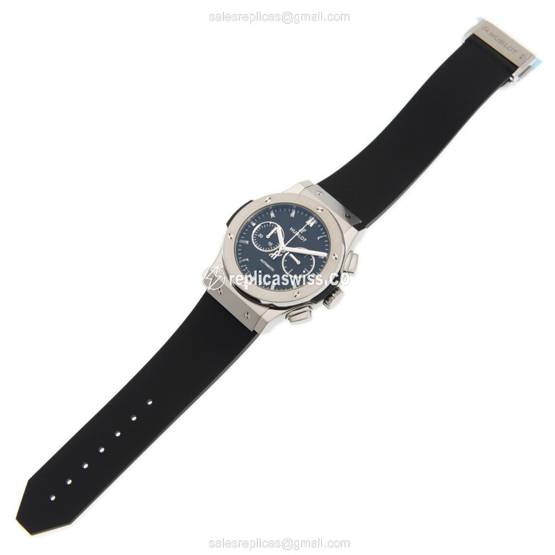 Hublot Classic Fusion Replica - Automatic - Titanium Case - Black Dial - Black Rubber Strap - View 2