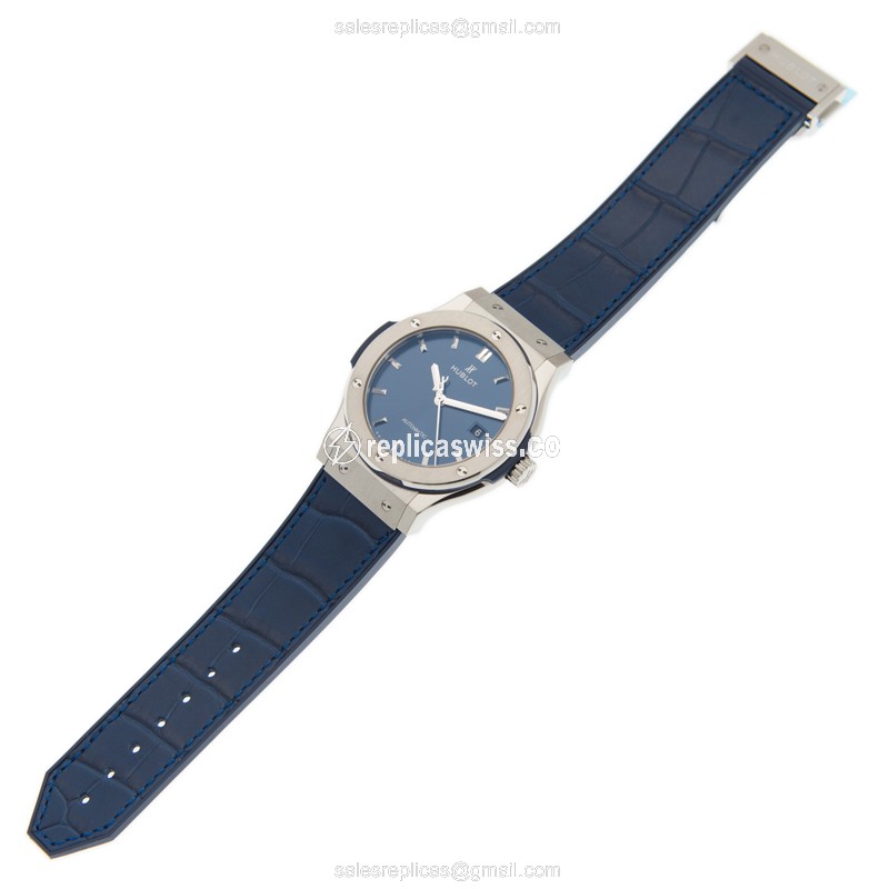 Hublot Classic Fusion Replica - Automatic - Titanium Case - Blue Dial - Blue Alligator Strap - View 2