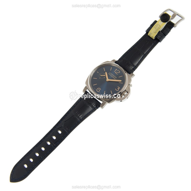 Panerai PAM00728 LUMINOR - Manual Wind - Titanium Case - Blue Dial - Blue Alligator Strap - View 2