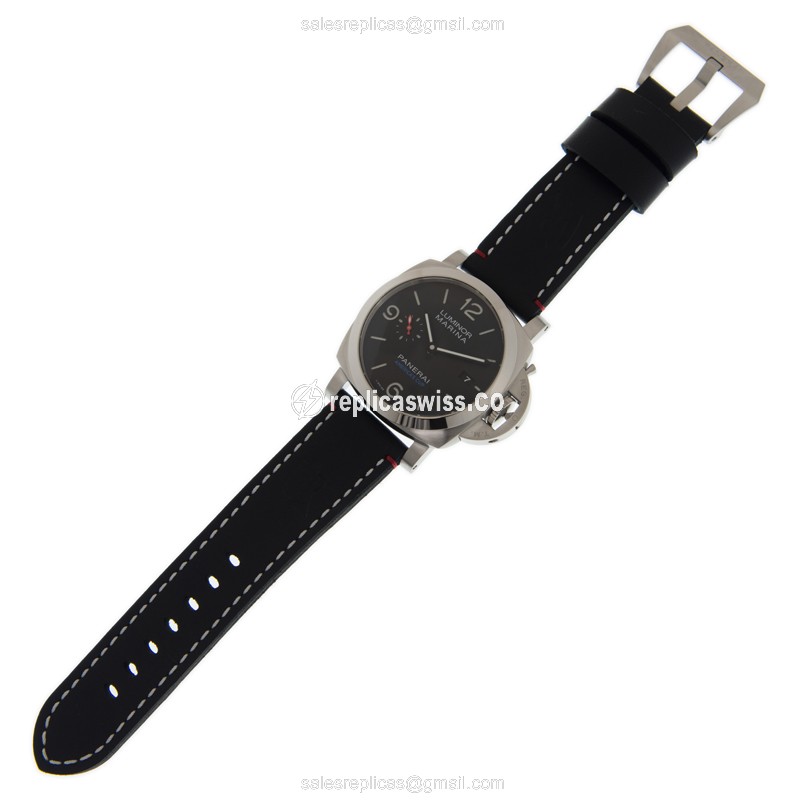 Panerai PAM00732 Luminor - Automatic - Steel - Black Dial - Black Cowhide Strap - View 2